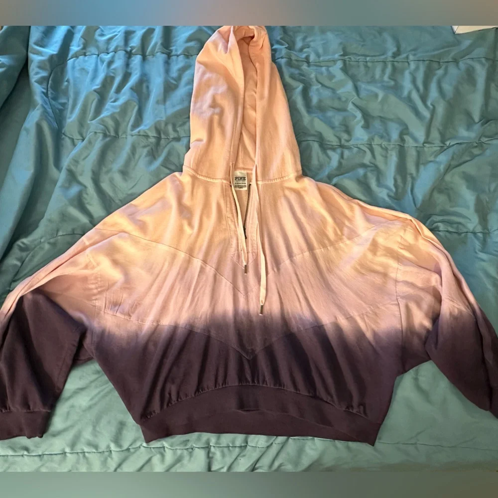 Cropped style hoodie - Victoria Secret PINK - Picture 1 of 3